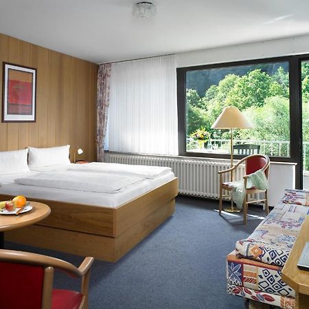 Land-Gut-Hotel Zur Post Altenahr Rum bild