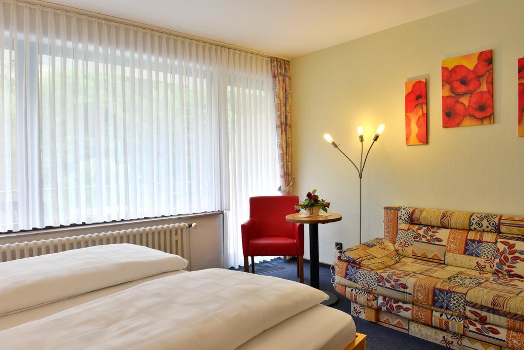 Land-Gut-Hotel Zur Post Altenahr Exteriör bild