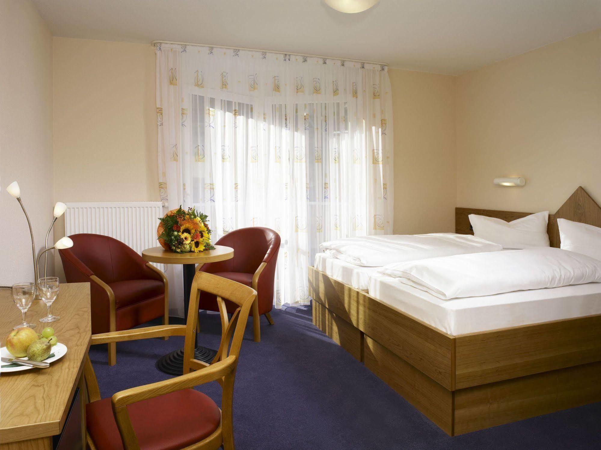 Land-Gut-Hotel Zur Post Altenahr Exteriör bild